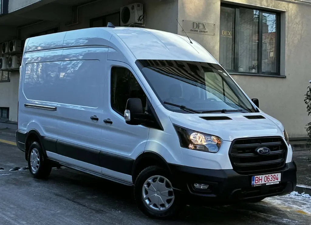 Închiriere duba în București